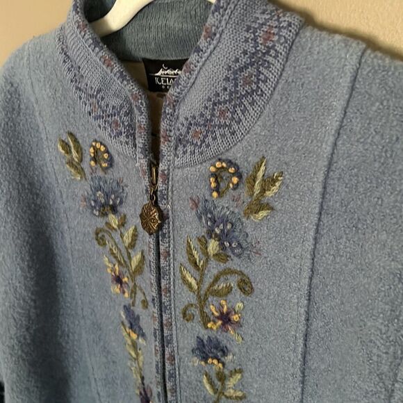 Icelantic Embroidered Wool Shacket Sweater Jacket Medium - Picture 8 of 15